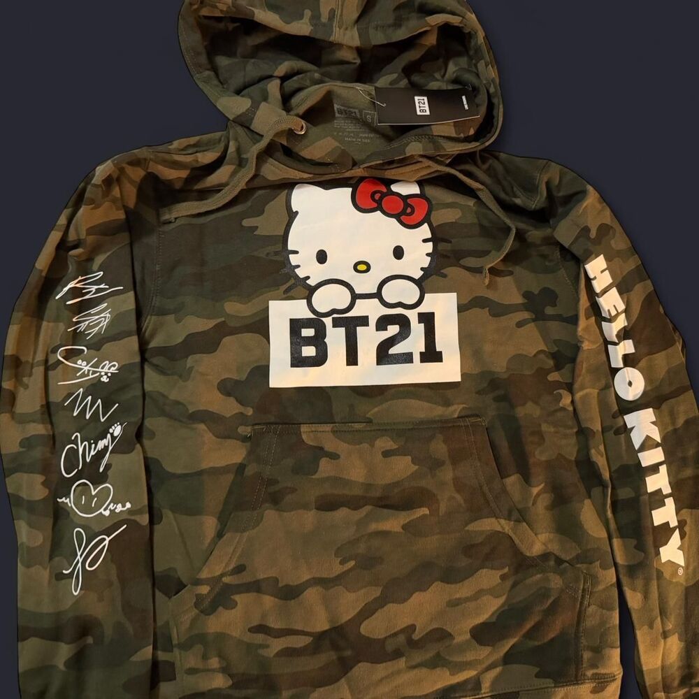 BT21 x Hello Kitty Camo Hoodie (Green Camo, Size S)